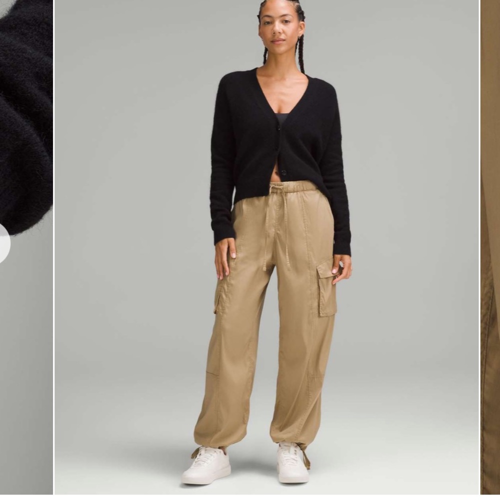 Lululemon Light Weight Adjustable Mid Rise Cargo Pant Medium